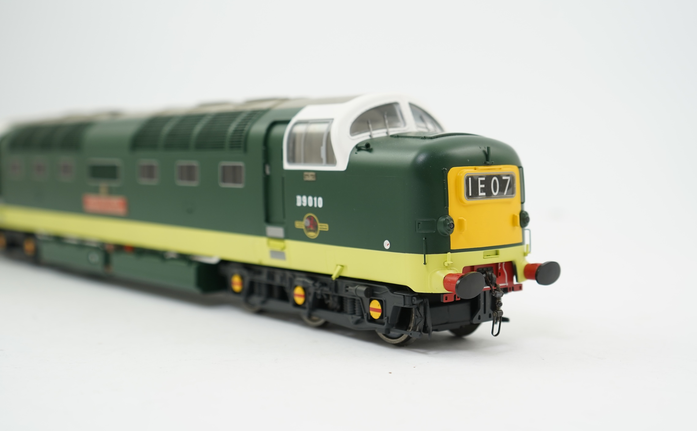 An 0 Gauge Heljan model of BR Class 55 Deltic, The King’s Own Scottish Border D9010 Co-Co diesel locomotive, powered for two rail operation, with original box and operating leaflet.